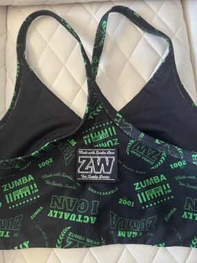 Zumba Wear Black Green Logo Strappy Back Sports Bra Top Size Large